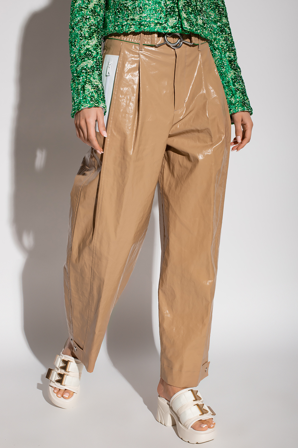 【送料&関税込】Bottega Veneta Linen Trousers Shorts cargo Beach Break - Rubberised linen trousers Bottega